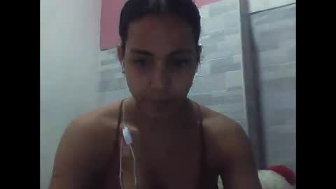 Snapshot of rosss690 chatting on February 23, 2025, 2:18 am ross online show from February 23, 2025, 2:18 am