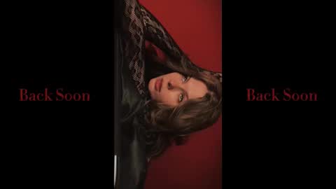 rosy_black_ online show from November 2, 2025, 5:26 pm