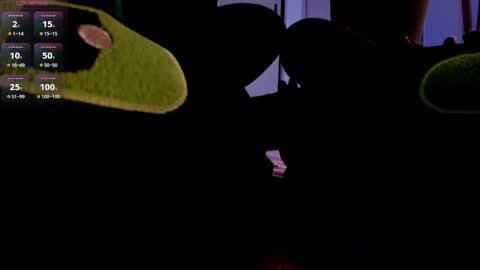 rosyejones online show from December 19, 2025, 3:57 am