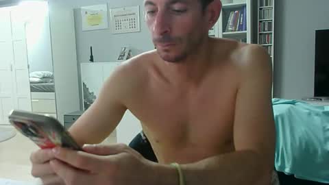 roubarixx online show from September 17, 2025, 9:22 am