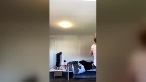 roul77 online show from April 15, 2026, 8:32 am