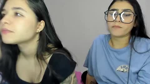 Snapshot of rous_and_sweet chatting on February 19, 2026, 2:40 am Rous and Sweet online show from February 19, 2026, 2:40 am