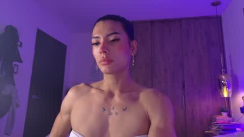 Snapshot of rouse_leon chatting on June 14, 2026, 12:07 pm Rouse leon online show from June 14, 2026, 12:07 pm
