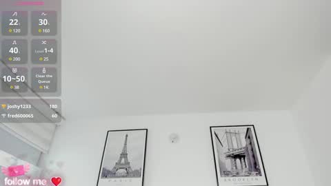 Snapshot of rousefox1 chatting on January 14, 2025, 9:35 am Valeria online show from January 14, 2025, 9:35 am