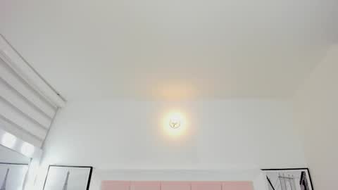 Snapshot of rousefox1 chatting on November 7, 2025, 7:19 am Valeria online show from November 7, 2025, 7:19 am