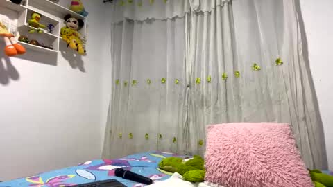 Snapshot of rousemilf4u chatting on February 4, 2025, 9:28 am rouse online show from February 4, 2025, 9:28 am