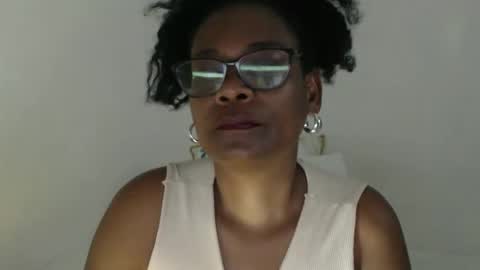 luxa online show from February 4, 2026, 11:49 am