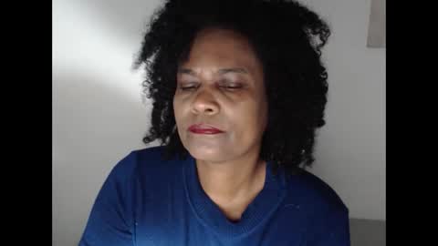 Snapshot of roushlove chatting on June 11, 2026, 8:56 am luxa online show from June 11, 2026, 8:56 am