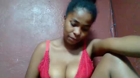 rovaelyah online show from January 16, 2026, 5:06 pm