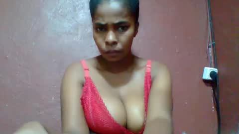 rovaelyah online show from March 9, 2026, 3:05 pm