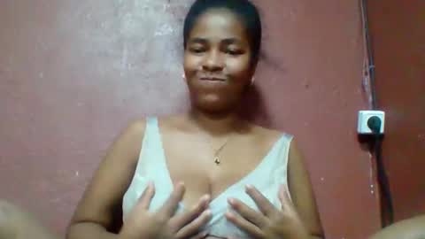 rovaelyah online show from March 25, 2026, 5:30 pm