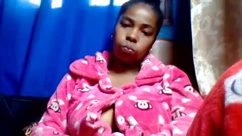 Snapshot of rovaelyah chatting on July 5, 2026, 4:07 am rovaelyah online show from July 5, 2026, 4:07 am
