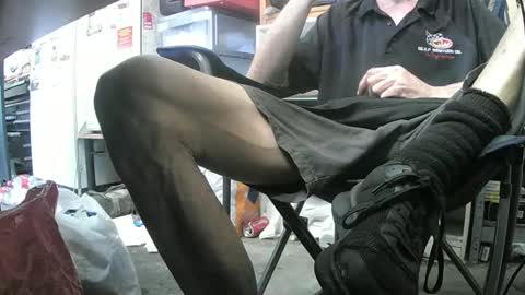 Snapshot of rover_ chatting on October 2, 2025, 4:52 am rover_ online show from October 2, 2025, 4:52 am