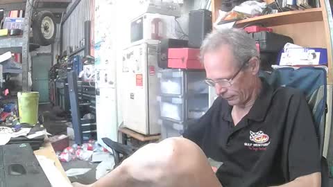 Snapshot of rover_ chatting on October 5, 2025, 9:13 pm rover_ online show from October 5, 2025, 9:13 pm