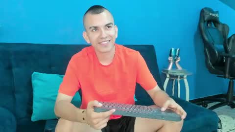Snapshot of rowancley chatting on July 11, 2026, 11:57 am Rowan online show from July 11, 2026, 11:57 am