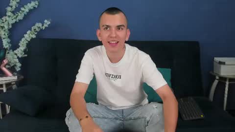 Snapshot of rowancley chatting on July 17, 2026, 7:30 pm Rowan online show from July 17, 2026, 7:30 pm