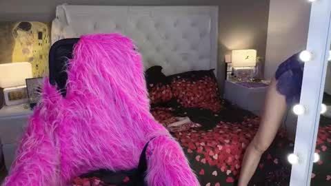 Snapshot of roxalanastar chatting on February 28, 2026, 1:12 pm Roxalana online show from February 28, 2026, 1:12 pm