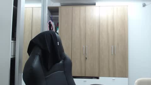 Roxana online show from December 20, 2024, 2:08 am