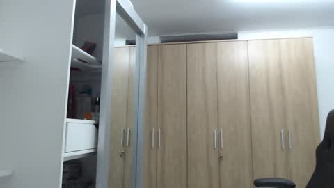 Roxana online show from January 1, 2025, 5:22 am