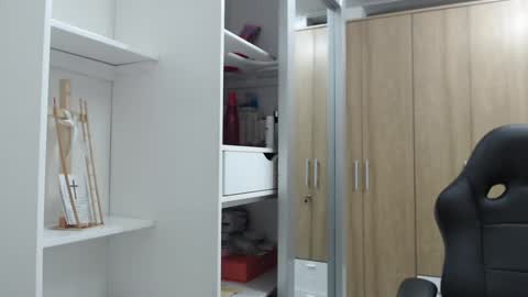 Roxana online show from January 1, 2025, 11:40 pm