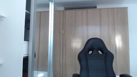 Roxana online show from January 10, 2025, 7:11 pm