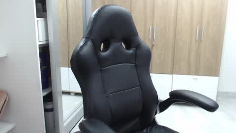 Roxana online show from February 16, 2025, 10:32 pm