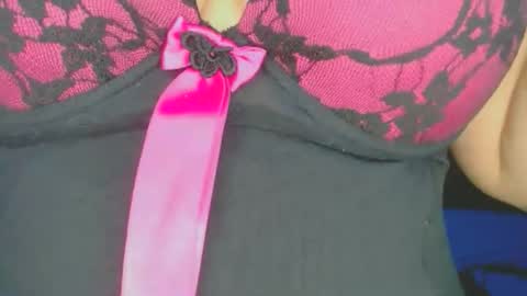 roxanasexy2025 online show from October 1, 2025, 12:11 pm