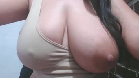 roxxy online show from February 14, 2025, 11:42 am