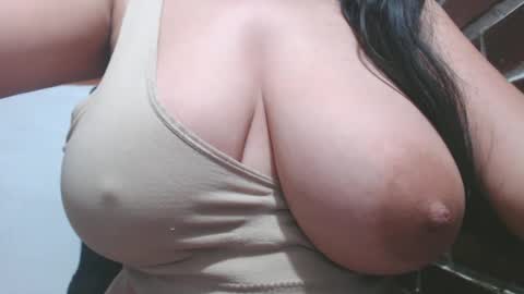 roxxy online show from March 1, 2025, 11:17 am