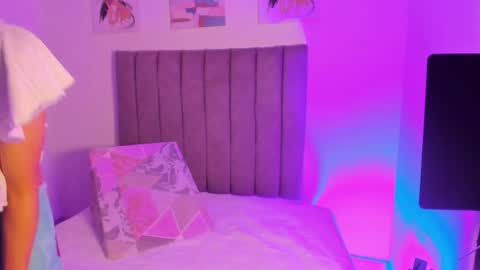 Roxane online show from January 10, 2026, 1:02 pm