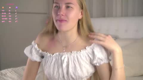 Anna Lokiss online show from November 5, 2025, 11:43 am