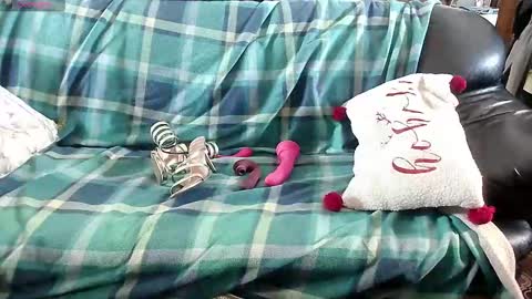 roxaneramirez online show from March 25, 2026, 7:03 am