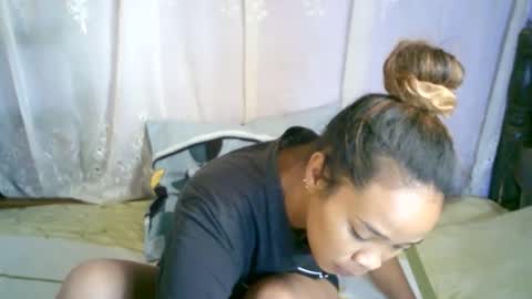 roxanne_98 online show from January 22, 2025, 12:17 pm