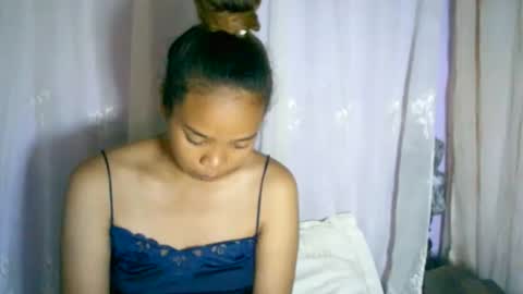 roxanne_98 online show from February 18, 2025, 2:38 am