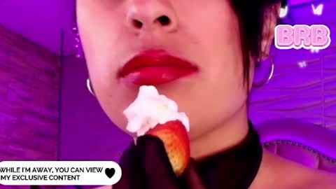roxanne_han online show from July 8, 2026, 12:09 pm