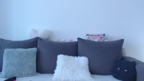 roxanneliss online show from December 4, 2025, 10:02 am