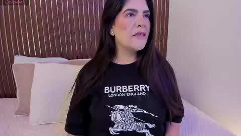 Roxie  online show from November 21, 2025, 12:04 pm