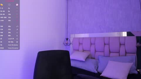 Roxie  online show from February 3, 2025, 10:43 pm