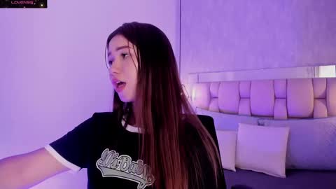 Roxie  online show from February 12, 2025, 2:14 am