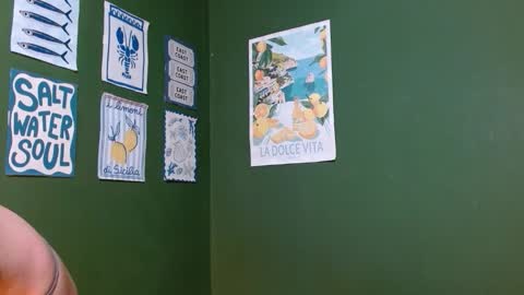 Roxie online show from November 14, 2025, 2:10 am