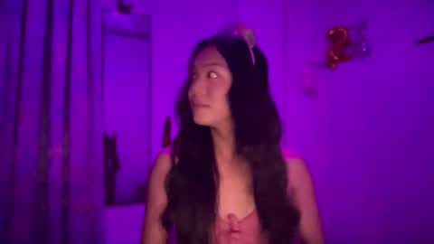 Roxy online show from February 22, 2026, 1:42 pm