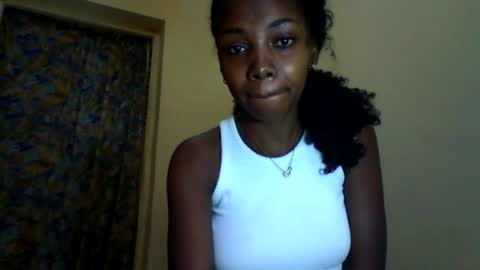 Roxilita online show from June 16, 2026, 9:34 am