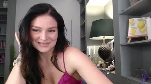 Snapshot of roxxiejet chatting on October 14, 2025, 8:37 am roxxiejet online show from October 14, 2025, 8:37 am