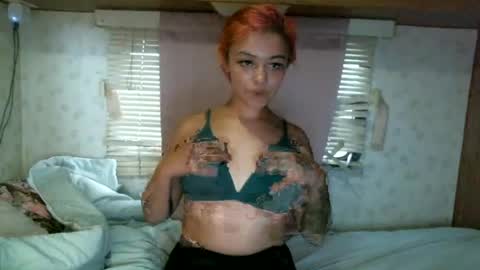 Snapshot of roxxysky chatting on June 13, 2026, 2:42 am Roxxy Skyy online show from June 13, 2026, 2:42 am