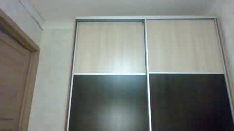 Roxxy Wharton online show from September 30, 2025, 7:57 am