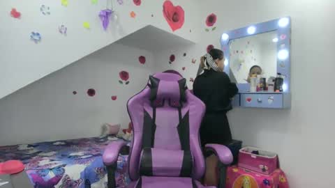 Roxy online show from October 20, 2025, 1:50 am