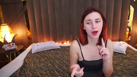 roxy_rayy online show from January 25, 2025, 2:25 pm