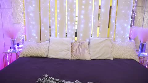 roxy_rayy online show from March 9, 2025, 7:15 pm