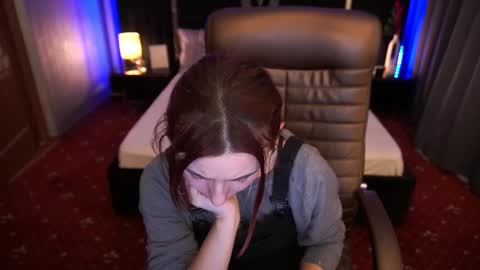 roxy_rayy online show from March 11, 2025, 8:09 pm