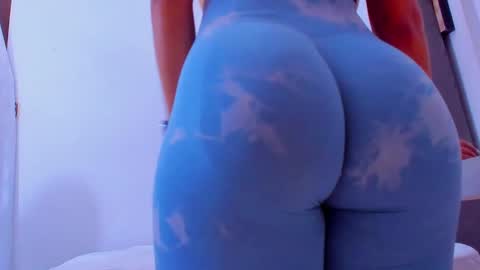 Snapshot of roxy_rebel chatting on January 21, 2025, 1:22 pm roxy online show from January 21, 2025, 1:22 pm